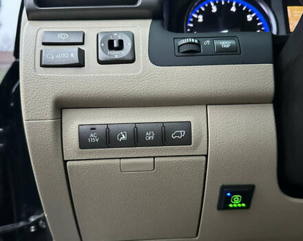 Черный Лексус ЛХ, объемом двигателя 5.66 л и пробегом 263 тыс. км за 19999 $, фото 44 на Automoto.ua