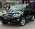 Черный Лексус ЛХ, объемом двигателя 5.66 л и пробегом 250 тыс. км за 19900 $, фото 1 на Automoto.ua