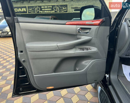 Черный Лексус ЛХ, объемом двигателя 5.7 л и пробегом 110 тыс. км за 33600 $, фото 17 на Automoto.ua