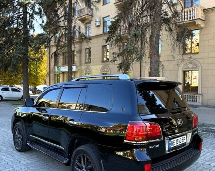Черный Лексус ЛХ, объемом двигателя 5.7 л и пробегом 250 тыс. км за 24000 $, фото 5 на Automoto.ua