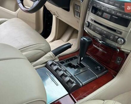 Чорний Лексус ЛХ, об'ємом двигуна 5.66 л та пробігом 74 тис. км за 39400 $, фото 27 на Automoto.ua