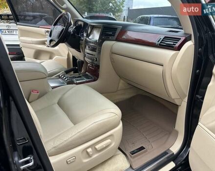 Чорний Лексус ЛХ, об'ємом двигуна 5.7 л та пробігом 230 тис. км за 23900 $, фото 29 на Automoto.ua