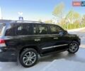 Черный Лексус ЛХ, объемом двигателя 5.7 л и пробегом 297 тыс. км за 26000 $, фото 9 на Automoto.ua