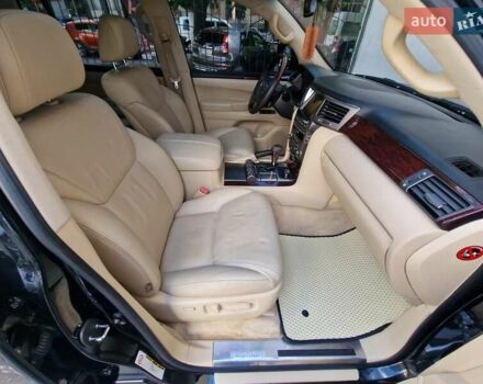 Черный Лексус ЛХ, объемом двигателя 5.66 л и пробегом 462 тыс. км за 21990 $, фото 43 на Automoto.ua