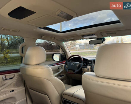 Чорний Лексус ЛХ, об'ємом двигуна 5.7 л та пробігом 233 тис. км за 21900 $, фото 28 на Automoto.ua