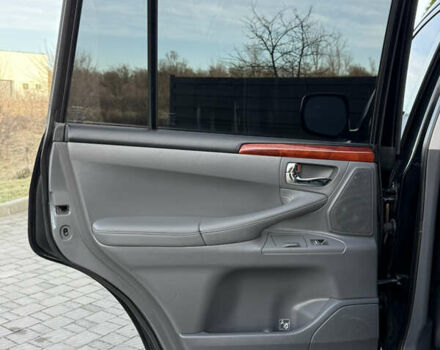 Черный Лексус ЛХ, объемом двигателя 5.7 л и пробегом 252 тыс. км за 25999 $, фото 71 на Automoto.ua