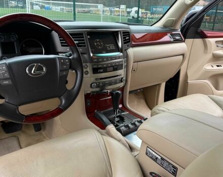 Чорний Лексус ЛХ, об'ємом двигуна 5.7 л та пробігом 74 тис. км за 39400 $, фото 11 на Automoto.ua