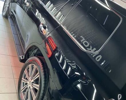 Черный Лексус ЛХ, объемом двигателя 5.7 л и пробегом 335 тыс. км за 29500 $, фото 1 на Automoto.ua