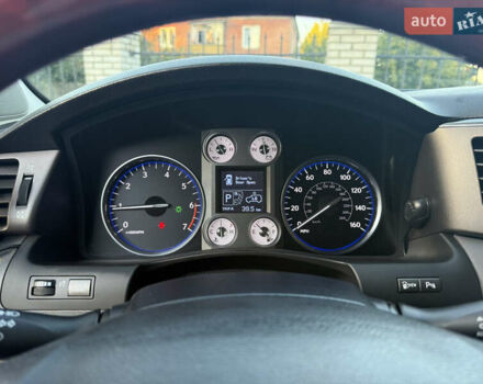 Черный Лексус ЛХ, объемом двигателя 5.66 л и пробегом 317 тыс. км за 23200 $, фото 18 на Automoto.ua