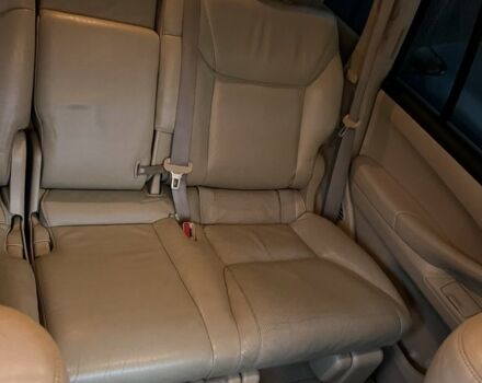 Черный Лексус ЛХ, объемом двигателя 5.7 л и пробегом 300 тыс. км за 24500 $, фото 4 на Automoto.ua