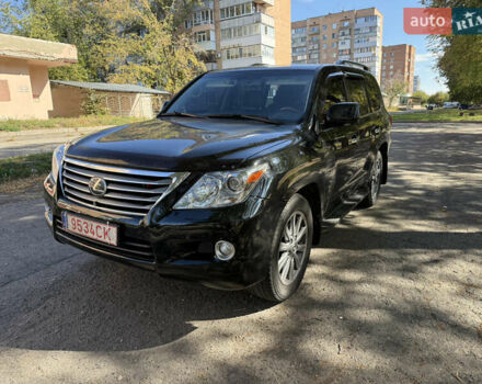 Черный Лексус ЛХ, объемом двигателя 5.66 л и пробегом 278 тыс. км за 23500 $, фото 7 на Automoto.ua