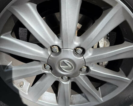 Черный Лексус ЛХ, объемом двигателя 5.66 л и пробегом 278 тыс. км за 23500 $, фото 8 на Automoto.ua