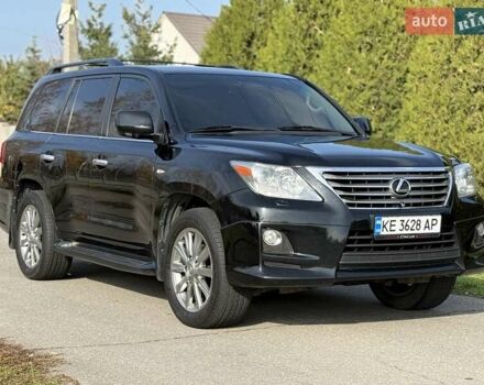 Черный Лексус ЛХ, объемом двигателя 5.66 л и пробегом 374 тыс. км за 26500 $, фото 13 на Automoto.ua