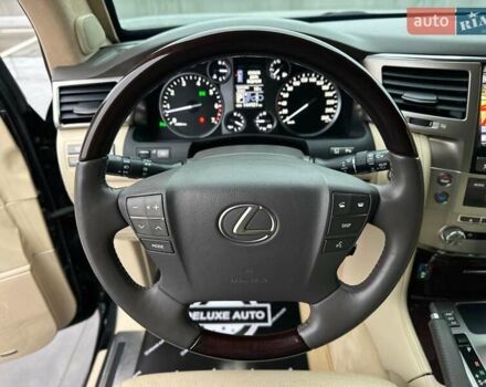 Чорний Лексус ЛХ, об'ємом двигуна 5.66 л та пробігом 144 тис. км за 75000 $, фото 78 на Automoto.ua