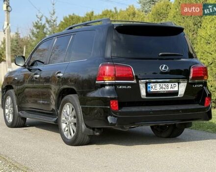 Черный Лексус ЛХ, объемом двигателя 5.66 л и пробегом 374 тыс. км за 26500 $, фото 10 на Automoto.ua