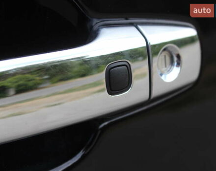 Чорний Лексус ЛХ, об'ємом двигуна 5.66 л та пробігом 208 тис. км за 27999 $, фото 22 на Automoto.ua