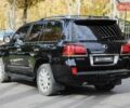 Черный Лексус ЛХ, объемом двигателя 5.66 л и пробегом 263 тыс. км за 26500 $, фото 5 на Automoto.ua