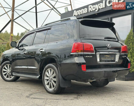 Черный Лексус ЛХ, объемом двигателя 5.69 л и пробегом 299 тыс. км за 26800 $, фото 3 на Automoto.ua