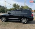 Черный Лексус ЛХ, объемом двигателя 5.66 л и пробегом 185 тыс. км за 31500 $, фото 5 на Automoto.ua