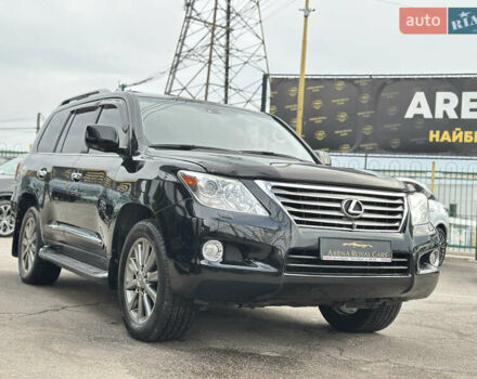 Черный Лексус ЛХ, объемом двигателя 5.69 л и пробегом 299 тыс. км за 26800 $, фото 8 на Automoto.ua