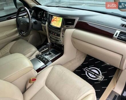 Чорний Лексус ЛХ, об'ємом двигуна 5.66 л та пробігом 144 тис. км за 75000 $, фото 63 на Automoto.ua