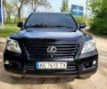 Черный Лексус ЛХ, объемом двигателя 5.66 л и пробегом 260 тыс. км за 26500 $, фото 1 на Automoto.ua