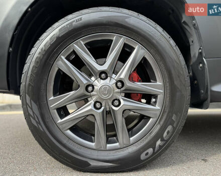 Чорний Лексус ЛХ, об'ємом двигуна 5.7 л та пробігом 142 тис. км за 78000 $, фото 80 на Automoto.ua