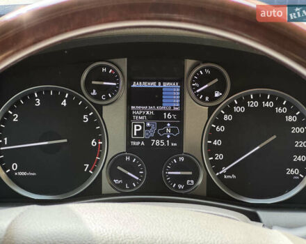 Черный Лексус ЛХ, объемом двигателя 5.7 л и пробегом 142 тыс. км за 71000 $, фото 47 на Automoto.ua