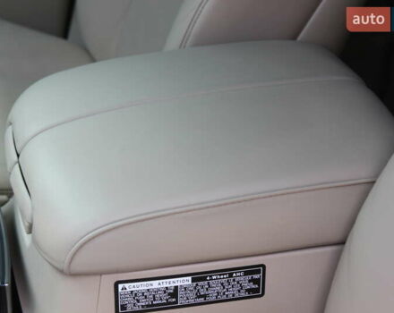 Чорний Лексус ЛХ, об'ємом двигуна 5.66 л та пробігом 208 тис. км за 27999 $, фото 37 на Automoto.ua