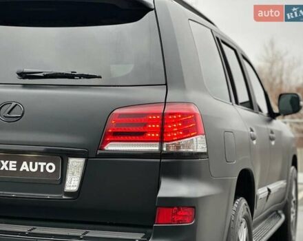 Чорний Лексус ЛХ, об'ємом двигуна 5.66 л та пробігом 144 тис. км за 75000 $, фото 23 на Automoto.ua