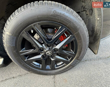 Черный Лексус ЛХ, объемом двигателя 5.66 л и пробегом 160 тыс. км за 38000 $, фото 19 на Automoto.ua