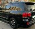 Черный Лексус ЛХ, объемом двигателя 5.7 л и пробегом 170 тыс. км за 31000 $, фото 1 на Automoto.ua