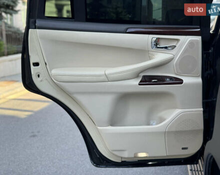 Черный Лексус ЛХ, объемом двигателя 5.7 л и пробегом 142 тыс. км за 71000 $, фото 66 на Automoto.ua