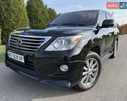 Черный Лексус ЛХ, объемом двигателя 5.66 л и пробегом 374 тыс. км за 26500 $, фото 3 на Automoto.ua