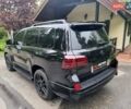 Черный Лексус ЛХ, объемом двигателя 5.66 л и пробегом 277 тыс. км за 31700 $, фото 3 на Automoto.ua