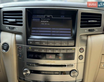 Чорний Лексус ЛХ, об'ємом двигуна 5.7 л та пробігом 142 тис. км за 78000 $, фото 45 на Automoto.ua