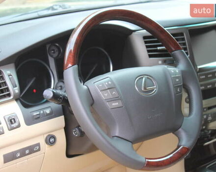 Чорний Лексус ЛХ, об'ємом двигуна 5.66 л та пробігом 208 тис. км за 27999 $, фото 34 на Automoto.ua