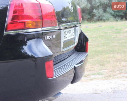 Чорний Лексус ЛХ, об'ємом двигуна 5.66 л та пробігом 208 тис. км за 27999 $, фото 24 на Automoto.ua
