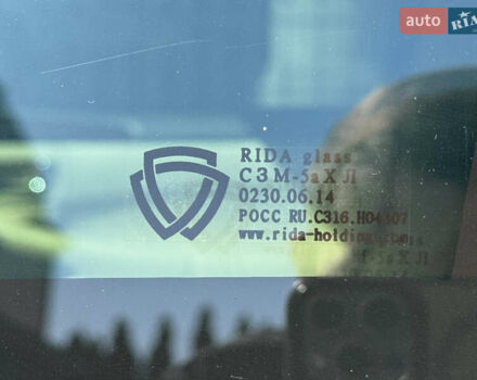 Черный Лексус ЛХ, объемом двигателя 5.7 л и пробегом 142 тыс. км за 71000 $, фото 37 на Automoto.ua