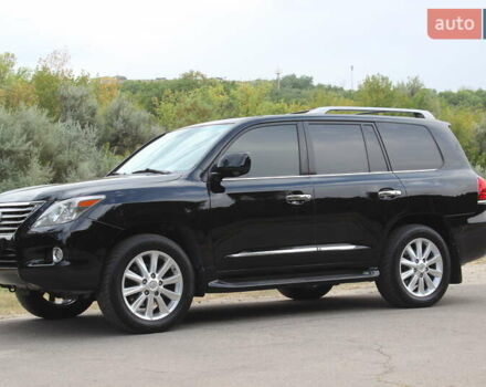 Чорний Лексус ЛХ, об'ємом двигуна 5.66 л та пробігом 208 тис. км за 27999 $, фото 1 на Automoto.ua
