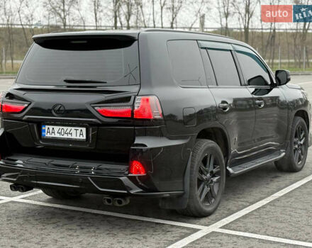Чорний Лексус ЛХ, об'ємом двигуна 5.7 л та пробігом 270 тис. км за 33000 $, фото 4 на Automoto.ua