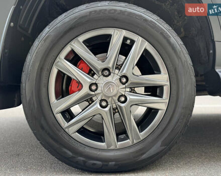 Черный Лексус ЛХ, объемом двигателя 5.7 л и пробегом 142 тыс. км за 71000 $, фото 76 на Automoto.ua