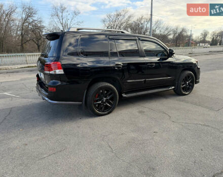 Черный Лексус ЛХ, объемом двигателя 5.66 л и пробегом 160 тыс. км за 38000 $, фото 10 на Automoto.ua