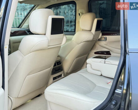 Черный Лексус ЛХ, объемом двигателя 5.7 л и пробегом 142 тыс. км за 71000 $, фото 30 на Automoto.ua