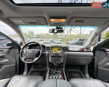 Черный Лексус ЛХ, объемом двигателя 5.69 л и пробегом 299 тыс. км за 26800 $, фото 19 на Automoto.ua