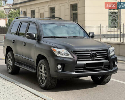 Черный Лексус ЛХ, объемом двигателя 5.7 л и пробегом 142 тыс. км за 71000 $, фото 6 на Automoto.ua