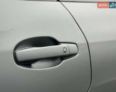 Чорний Лексус ЛХ, об'ємом двигуна 5.66 л та пробігом 144 тис. км за 75000 $, фото 22 на Automoto.ua