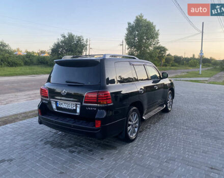 Черный Лексус ЛХ, объемом двигателя 5.66 л и пробегом 338 тыс. км за 32000 $, фото 15 на Automoto.ua