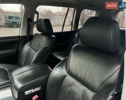 Чорний Лексус ЛХ, об'ємом двигуна 5.7 л та пробігом 244 тис. км за 24950 $, фото 47 на Automoto.ua