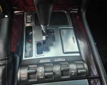 Черный Лексус ЛХ, объемом двигателя 5.66 л и пробегом 220 тыс. км за 29500 $, фото 34 на Automoto.ua